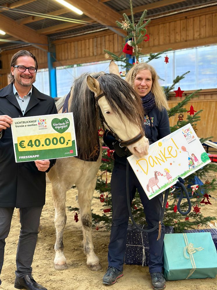 FN_PA_2022_11_Adventspenden_Bild(1)_W_Lichtblickhof