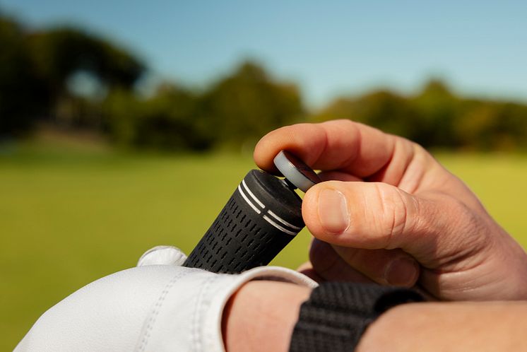 Garmin_Approach CT1_Lifestyle2.jpg