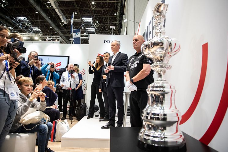 Hi-res image - Yanmar - Yanmar Presents X47 Express Cruiser with America’s Cup at boot Düsseldorf