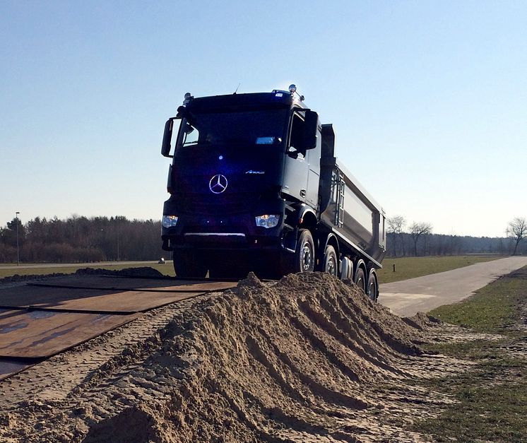 Mercedes-Benz Arocs