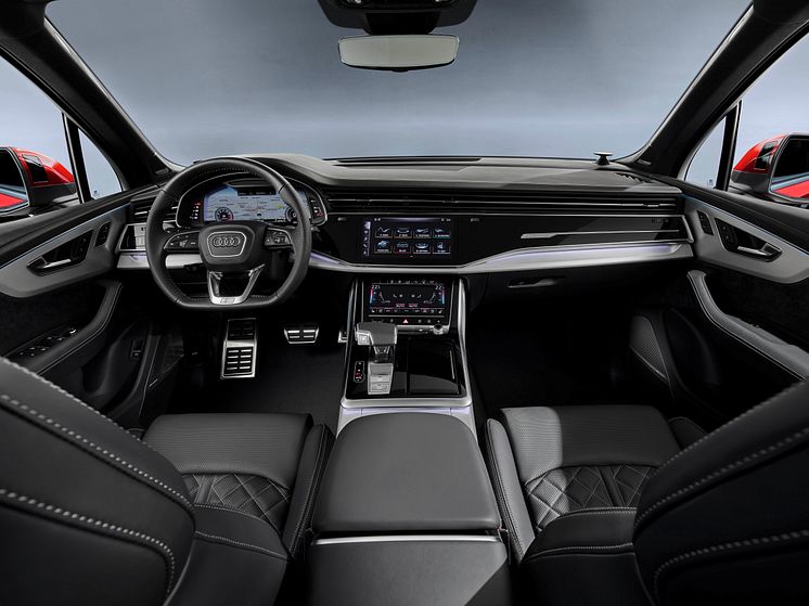 Audi Q7 (Matadorrød)