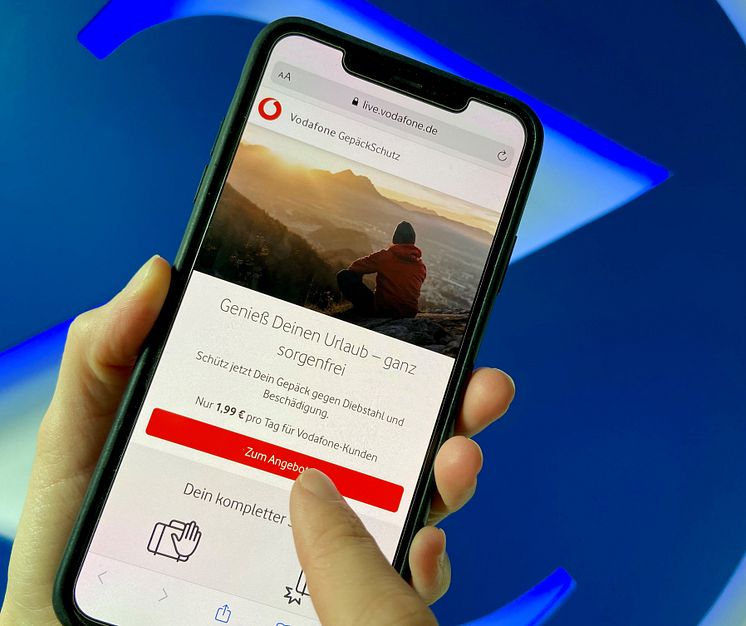 Gut unterwegs: Vodafone und Zurich vereinbaren Partnerschaft und entwickeln exklusiv eine digitale Reisegepäckversicherung 