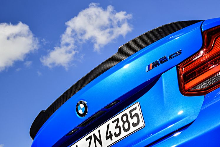 BMW M2 CS