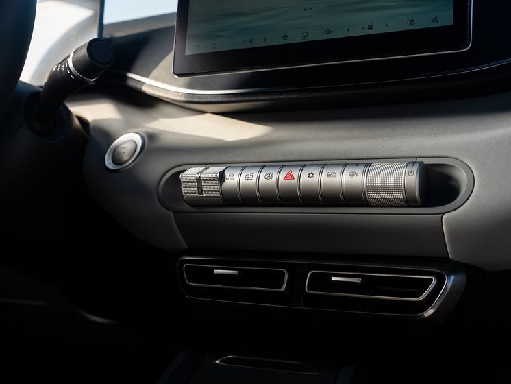 BYD Dolphin Surf Highres-29.jpg