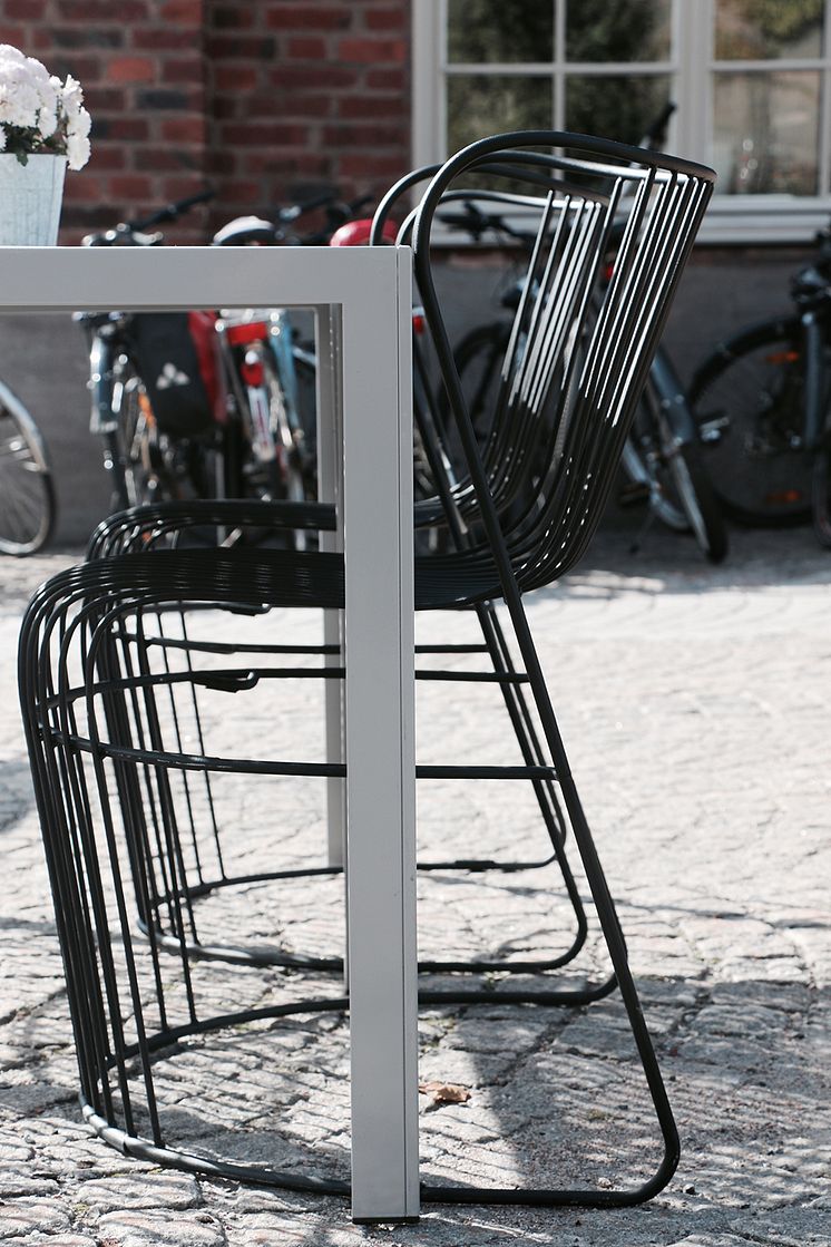 Kaskad stol, design Björn Dahlström