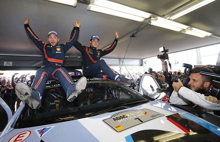 Thierry Neuville and Nicolas Gilsoul