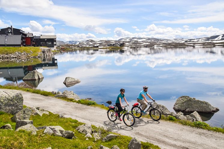 Space - Biking Rallarvegen Finse - Finse 1222 Hotel - Photo - Mari Bareksten - TravelStock.jpg