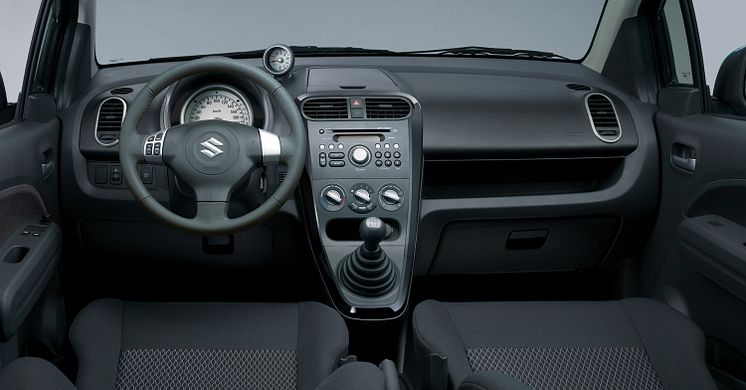 Suzuki Splash instrumentbord 2012