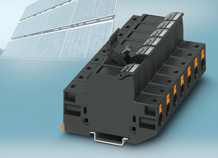 Push-in fuse terminal block for PV applications