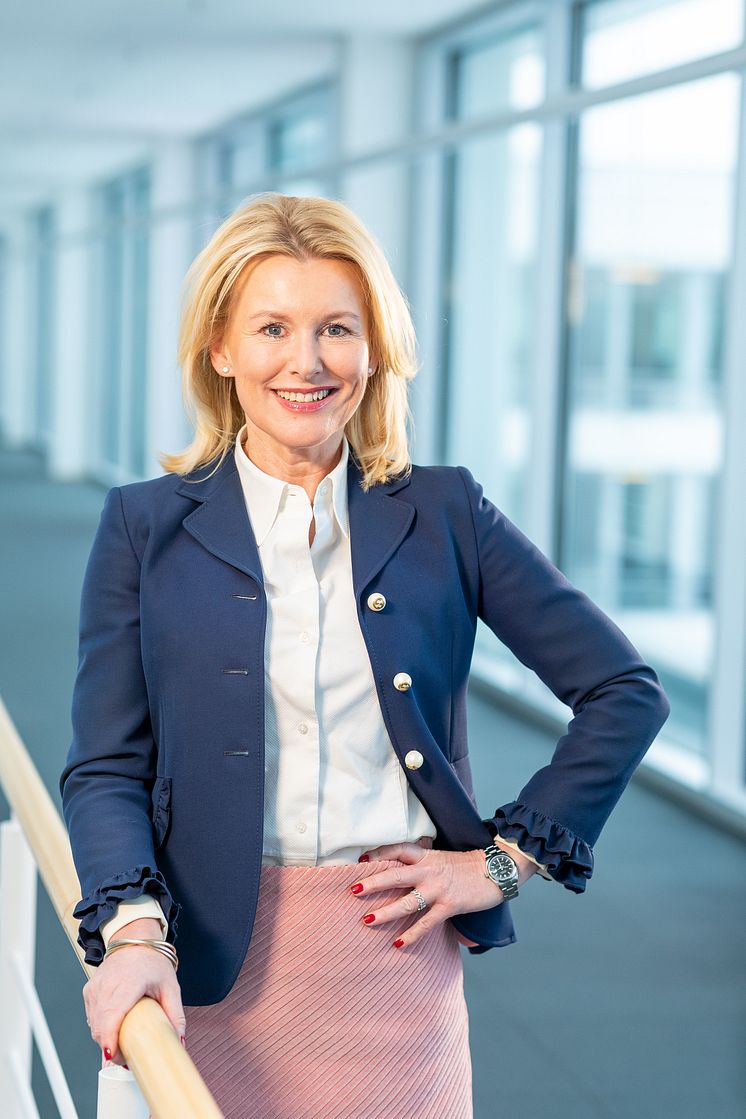 Louise Öfverström_CFO