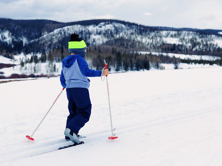 1 av 4 barn riskerar skador i skidbacken