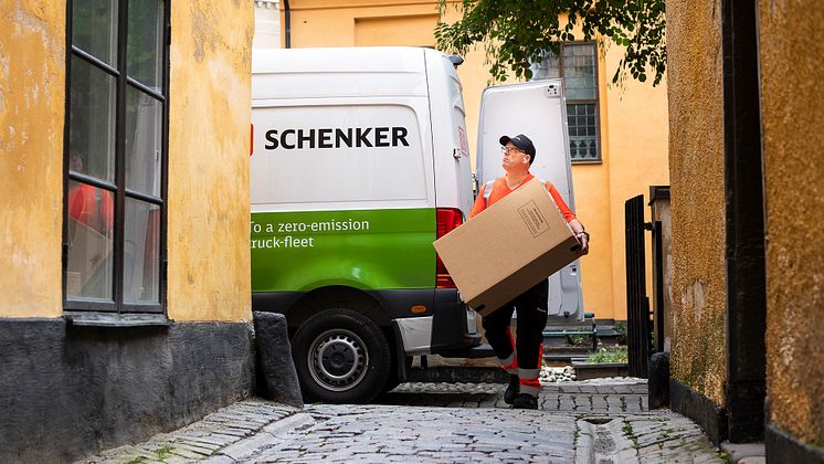 Elektrifieringen_DB Schenker Norden_Hållbarhetsredovisning 2023.jpg