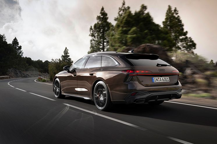Audi A6 Avant (Madeirabrun)