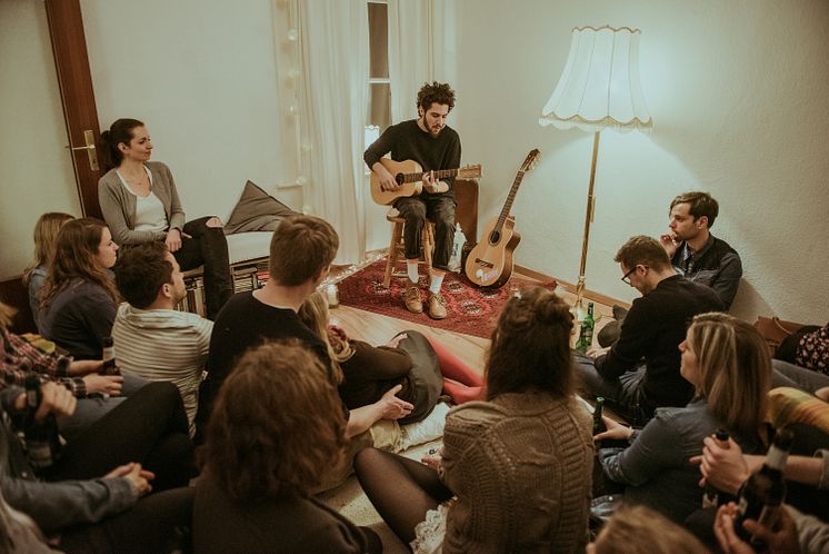 Matteo Capreoli für MUSIC CREATES WATER auf der heimischsten Bühne der Welt