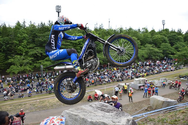 2022060605_002xx_JTR_rd3_黒山選手_4000