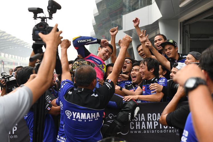 2019092304_002xx_Peerapong_Wins_ARRC_SS600_Title_4000