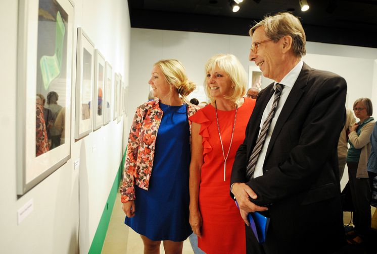 Sveriges ambassadör i Tyskland inviger småländsk utställning i Berlin