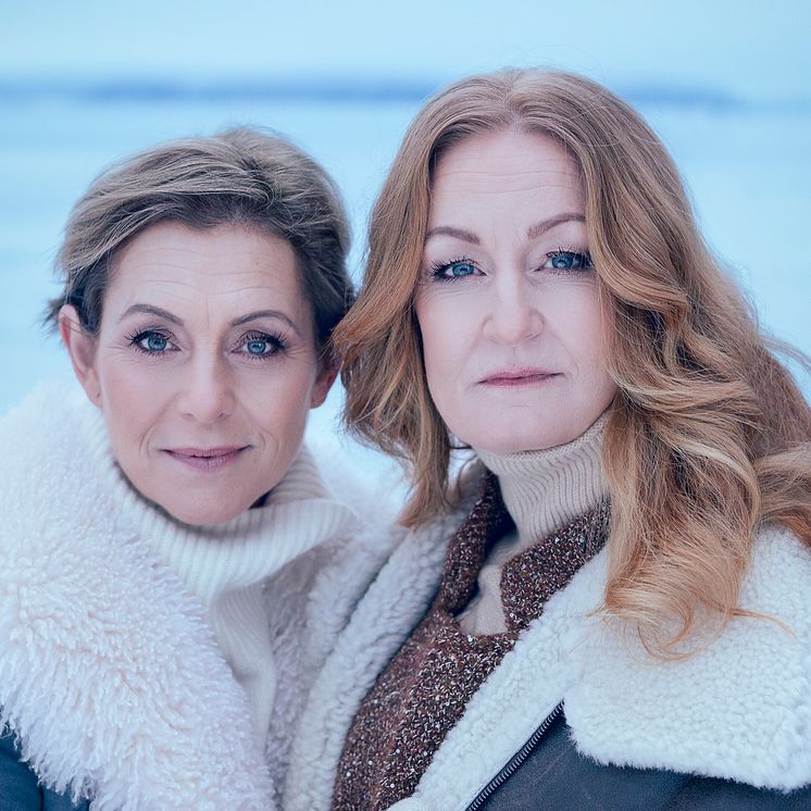 Helen Sjöholm & Anna Stadling (Foto Nikola Stankovic)