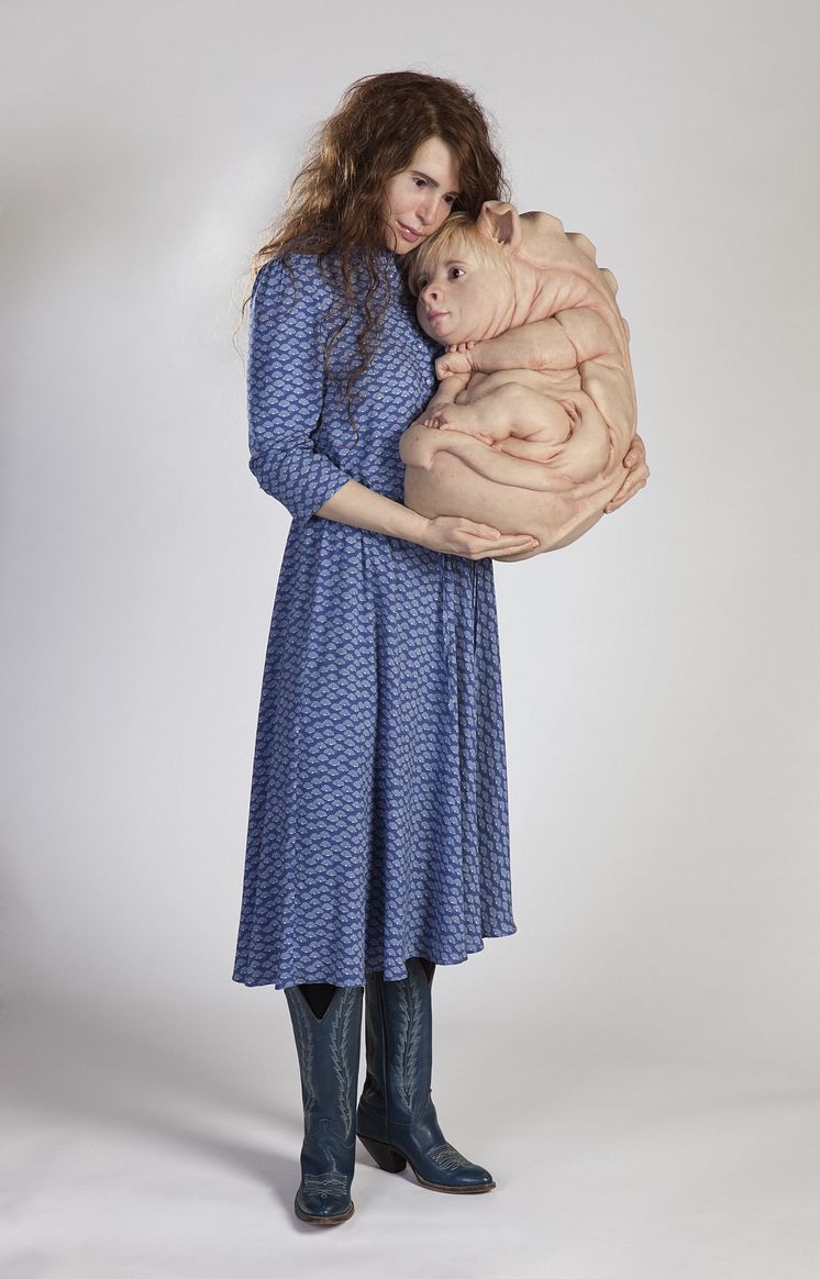 Patricia Piccinini, The Bond, 2016. Courtesy of the artist