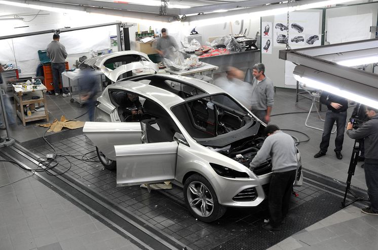 Ford visar koncept på ny global SUV på Detroit Motorshow 2011 - Ford Vertrek, bild 14