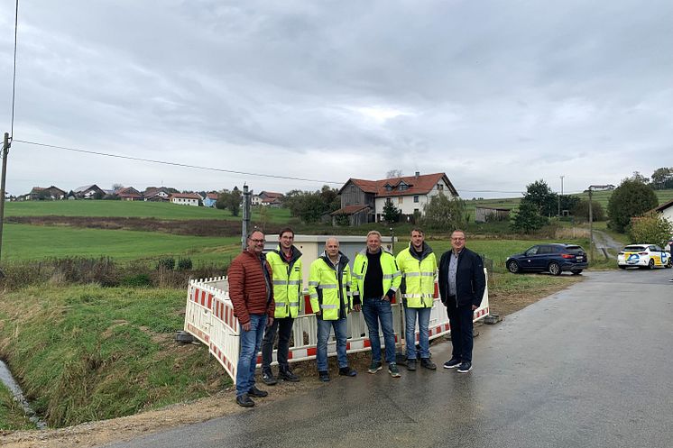 20231019_Patersdorf-Anlieferung-digitale-Ortsnetzstation_Foto-Bayernwerk-Netz