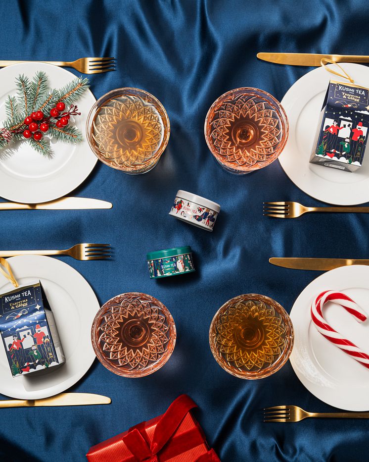 Julgranshange-te-lifesyle-KusmiTea-Beriksson4.jpg