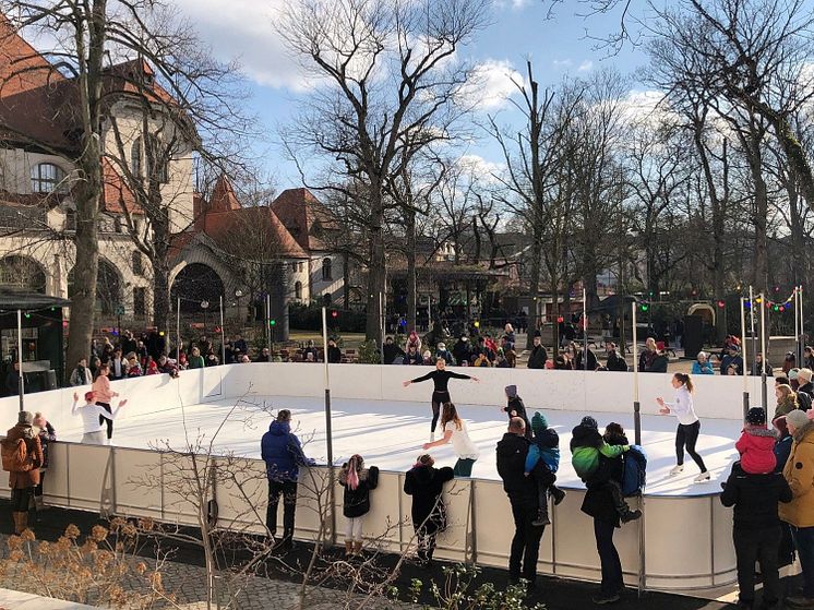 Schlittschuhbahn im Zoo Leipzig