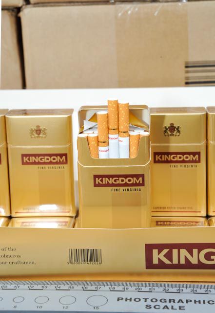 LON 11/14 Three arrested on suspicion of tobacco smuggling 6