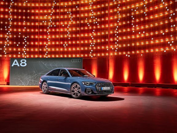 Flaggskeppsmodellen Audi A8 i uppdaterad form.jpeg