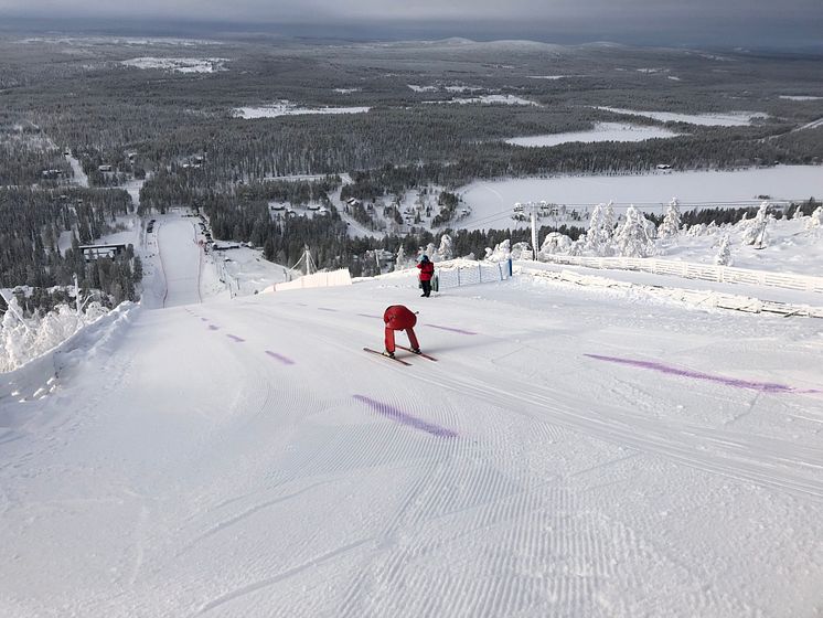 Speedskiåkaren Britta Backlund i finska Salla