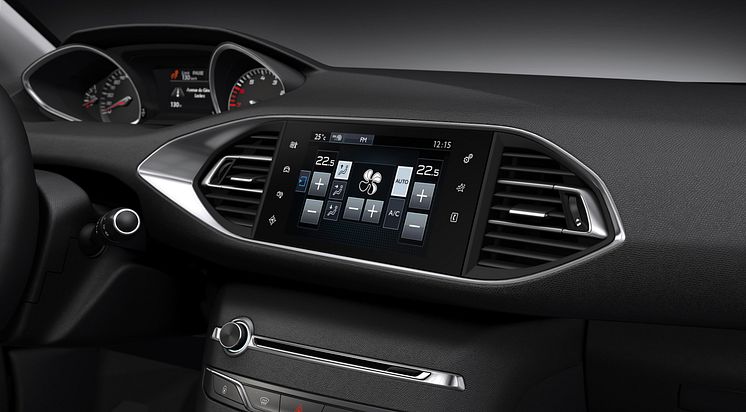 Nya Peugeot 308 med sin nyskapande instrumentpanel