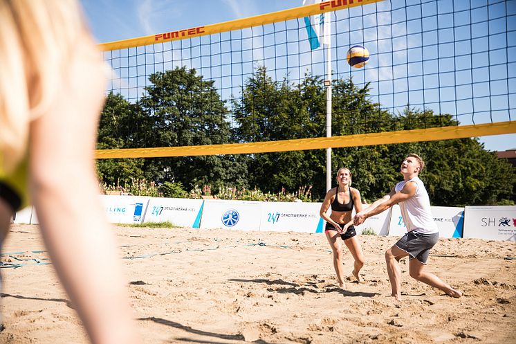 Beachvolleyball Segelcamp