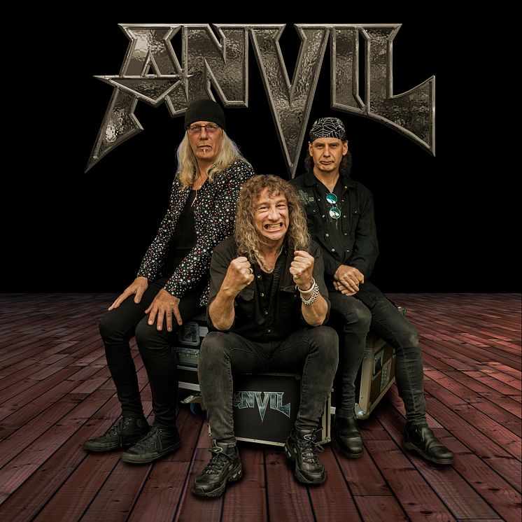 ANVIL_PIC09.jpg