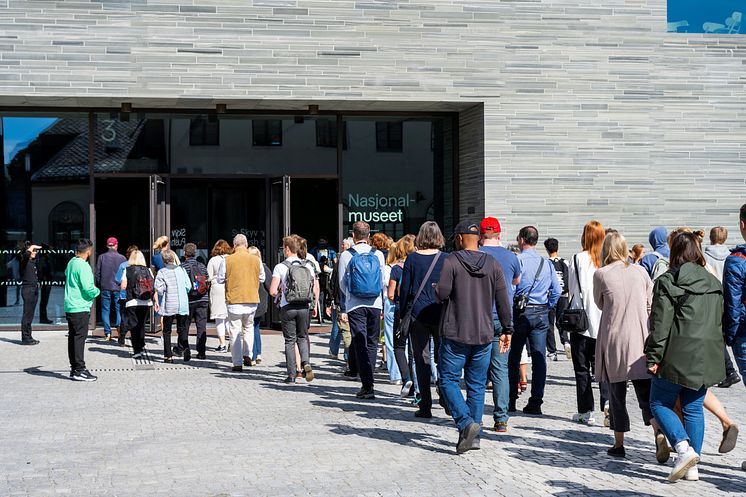 Publikum ved inngangen til Nasjonalmuseet Nasjonalmuseet/Børre Høstland