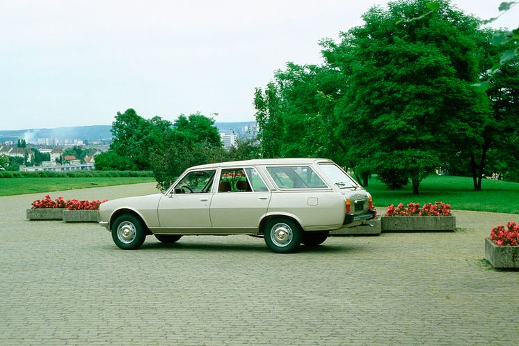 Peugeot 504