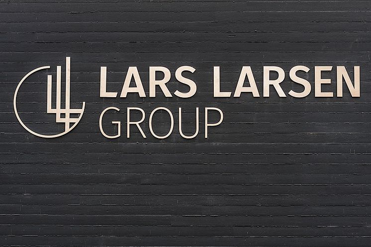 Lars-Larsen-Group-826