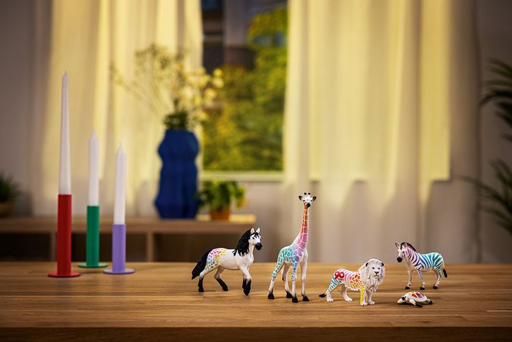 Collectors_90yrs_5Tiere_Quer_uncropped_cmyk