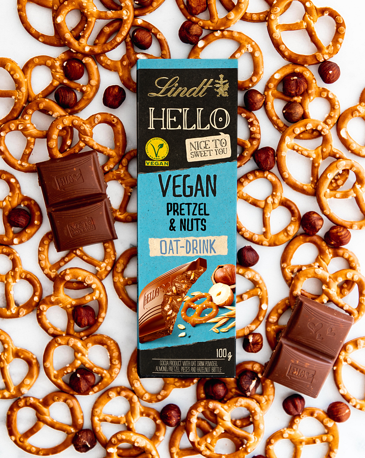 HELLO Pretzel & Nuts