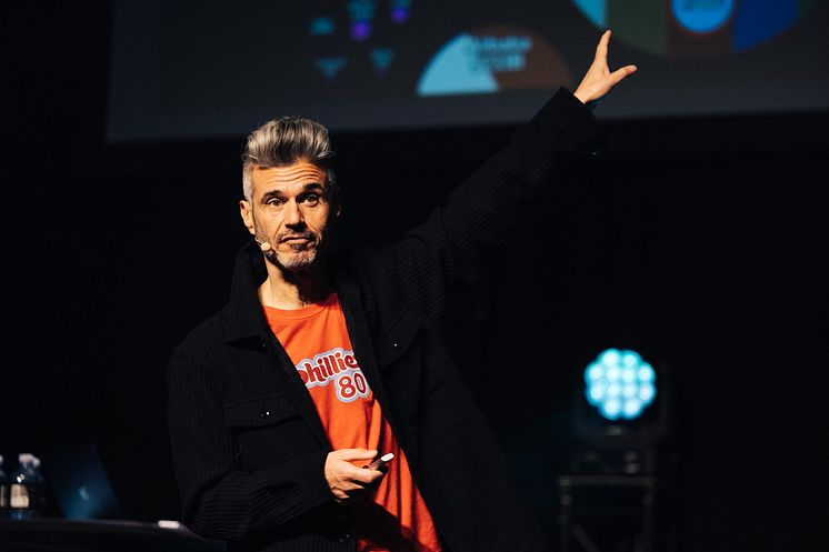 THIS Conference - Opening Keynote - Media Universe and Creator Economy - alexanderhaakansson (15 of 23)