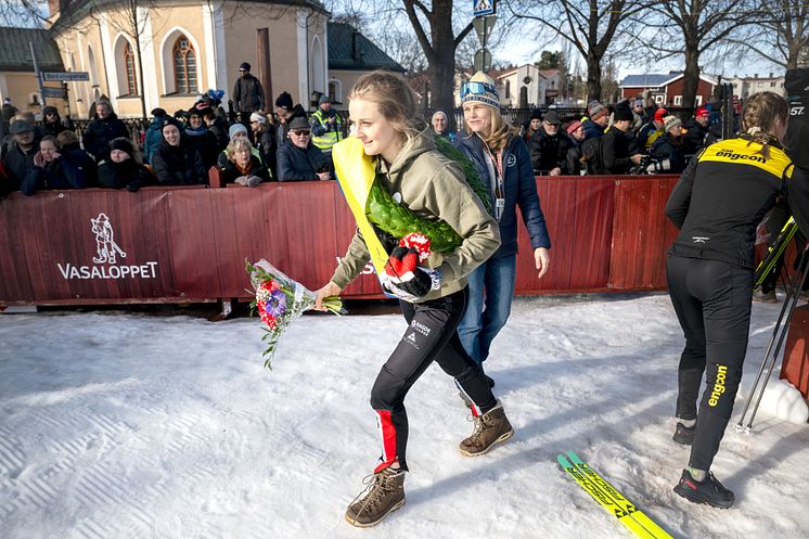 Stina Nilsson_blomsterceremoni.jpg