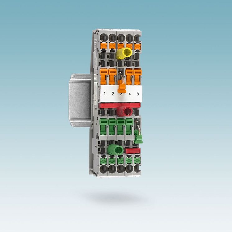 IC -  PR5561GB-Compact and universal signal distribution (11-23)