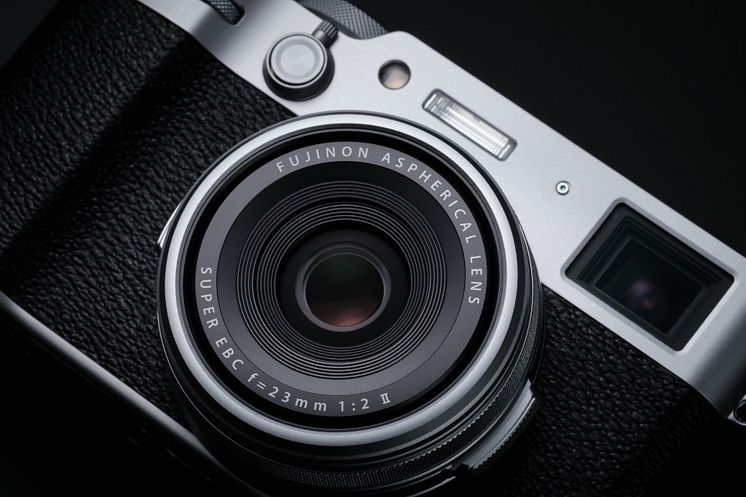 X100VI_black back_13