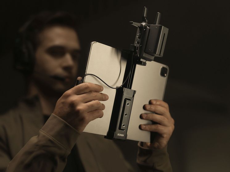 ipad Bracket.jpg