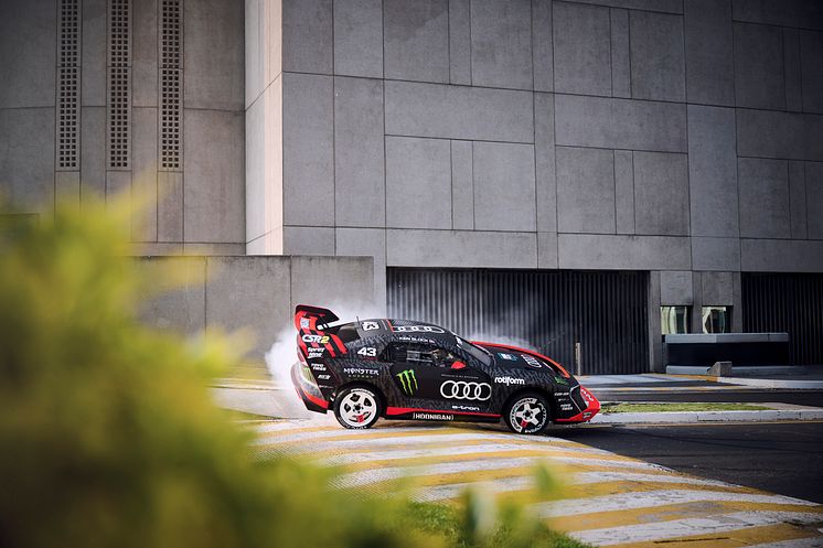 Electrikhana 2, Audi S1 Hoonitron, Ken Block