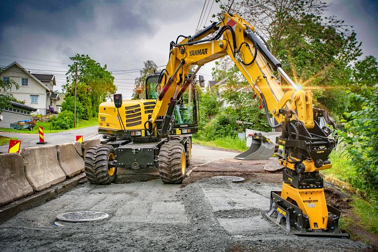 engcon_Yanmar 100_1