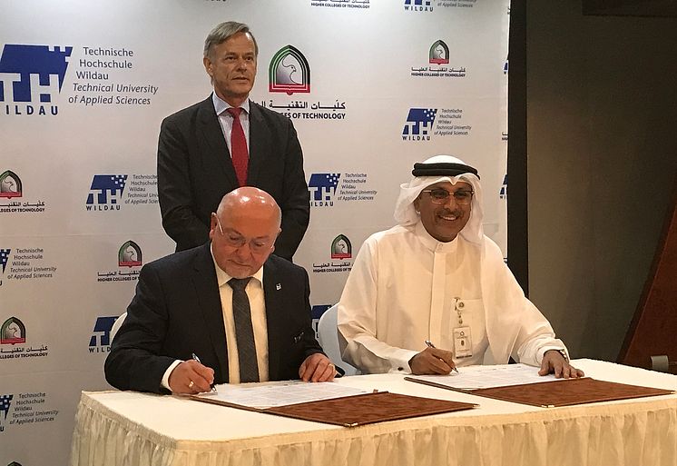 Kooperationsvertrag zur Deutsch-Emiratischen Hochschule für Logistik in Abu Dhabi verlängert
