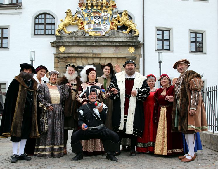 Torgau - Fürstentreffen vor dem Portal von Schloss Hartenfels