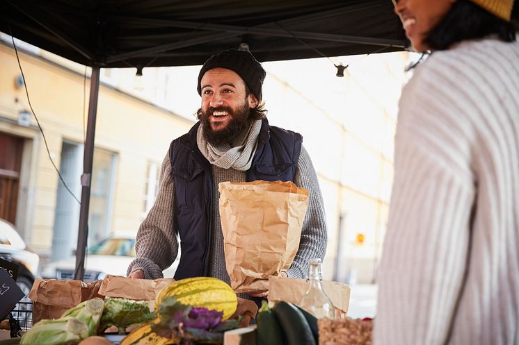 DEST_SWEDEN_STOCKHOLM_FARMERS_MARKET_PEOPLE_GettyImages-1214947682_Universal_Within usage period_99940 (1).jpg