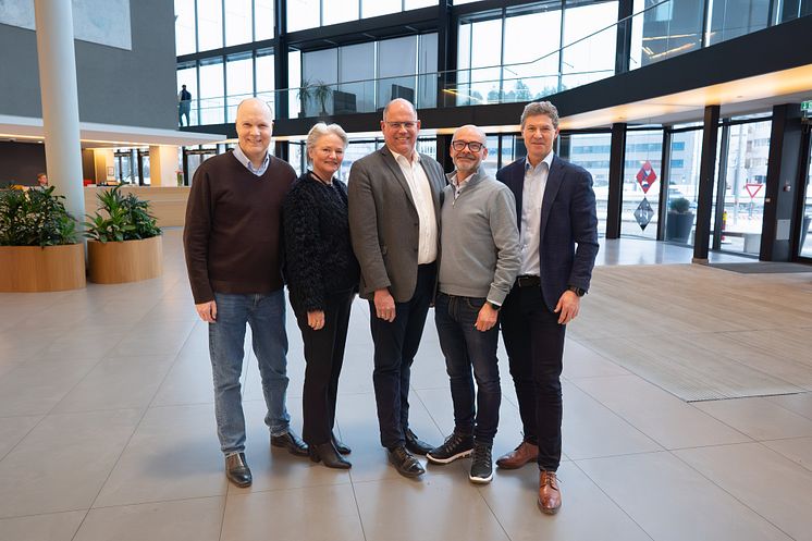 Fra venstre Jan Eric Elleri, Nan Evy Stende, Trond Fladvad, Christian Moxheim, Ole-Kristian Lundal