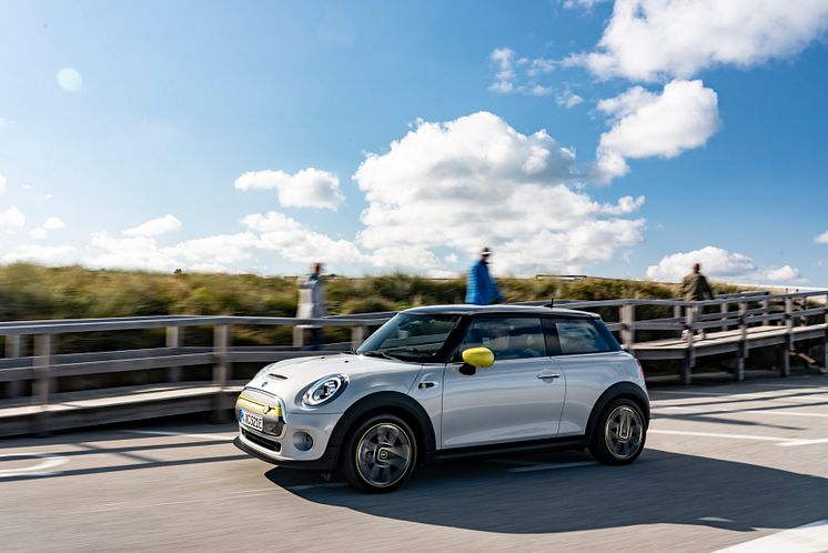 MINI Cooper SE